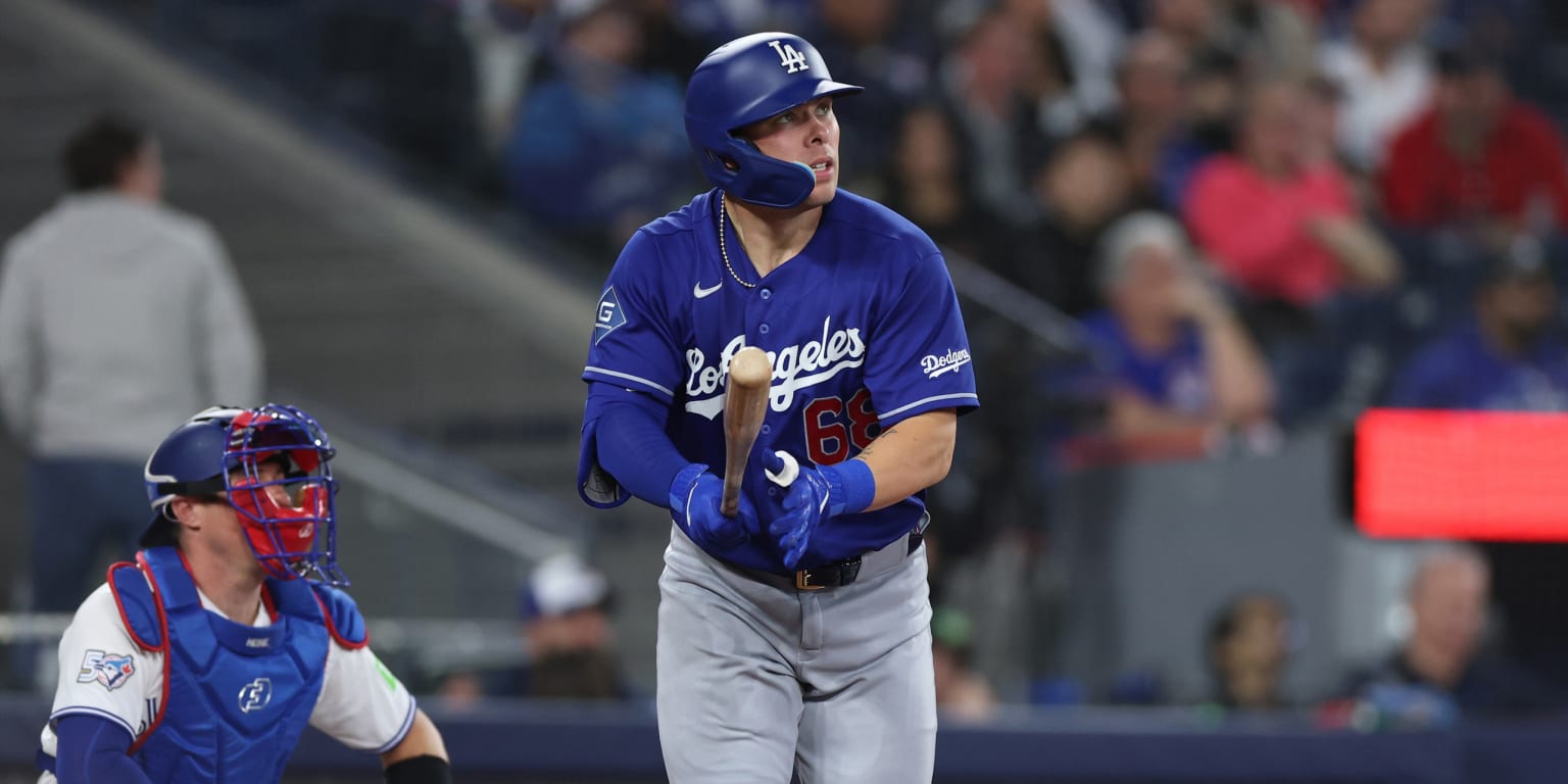 Rushing's 2-HR, 4-hit game fuels Dodgers' dominant return to Toronto