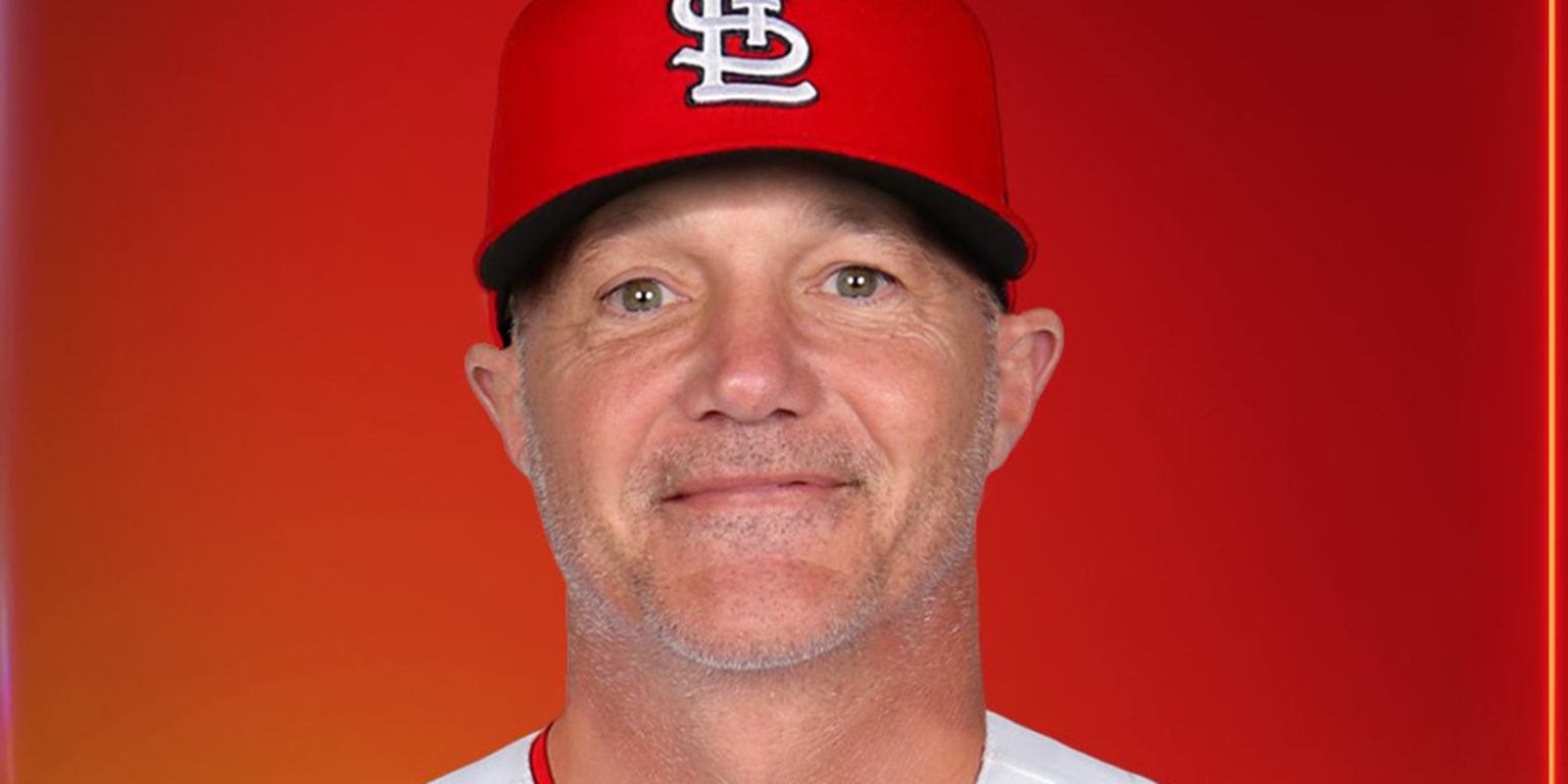 Cardinals manager married on day off