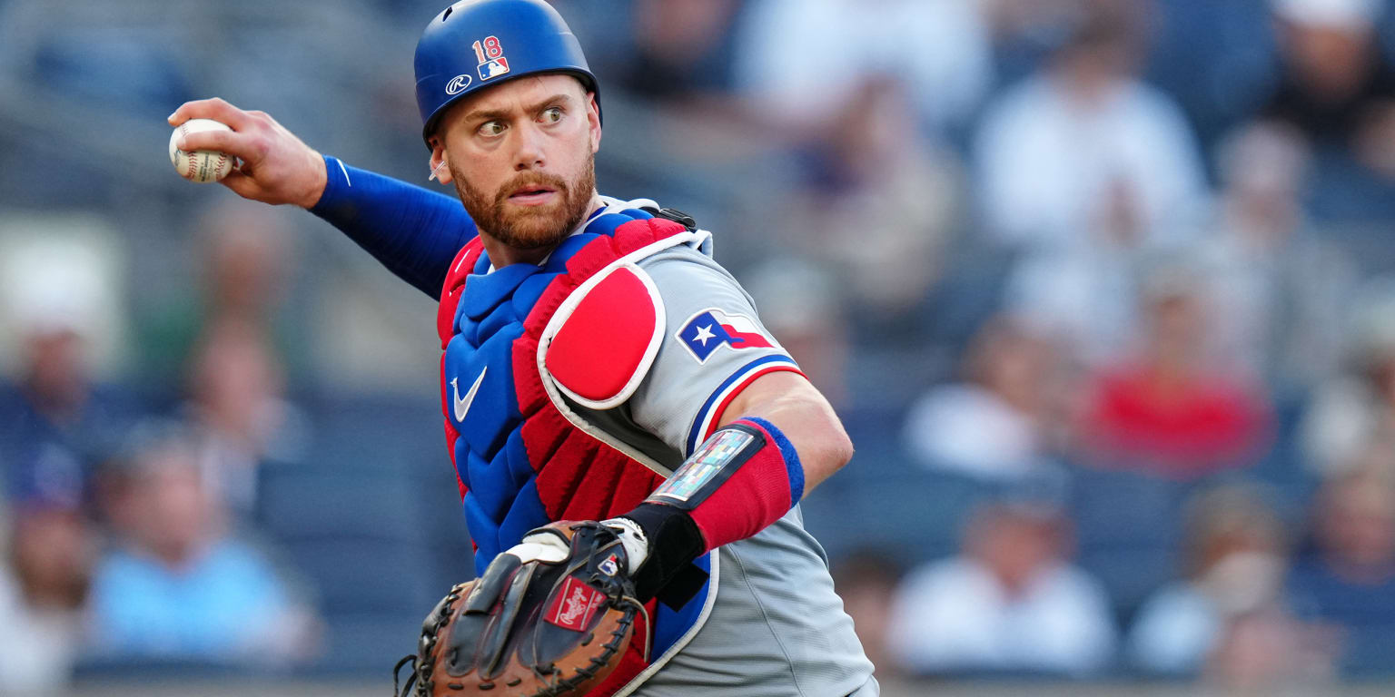 Carson Kelly contract with Cubs