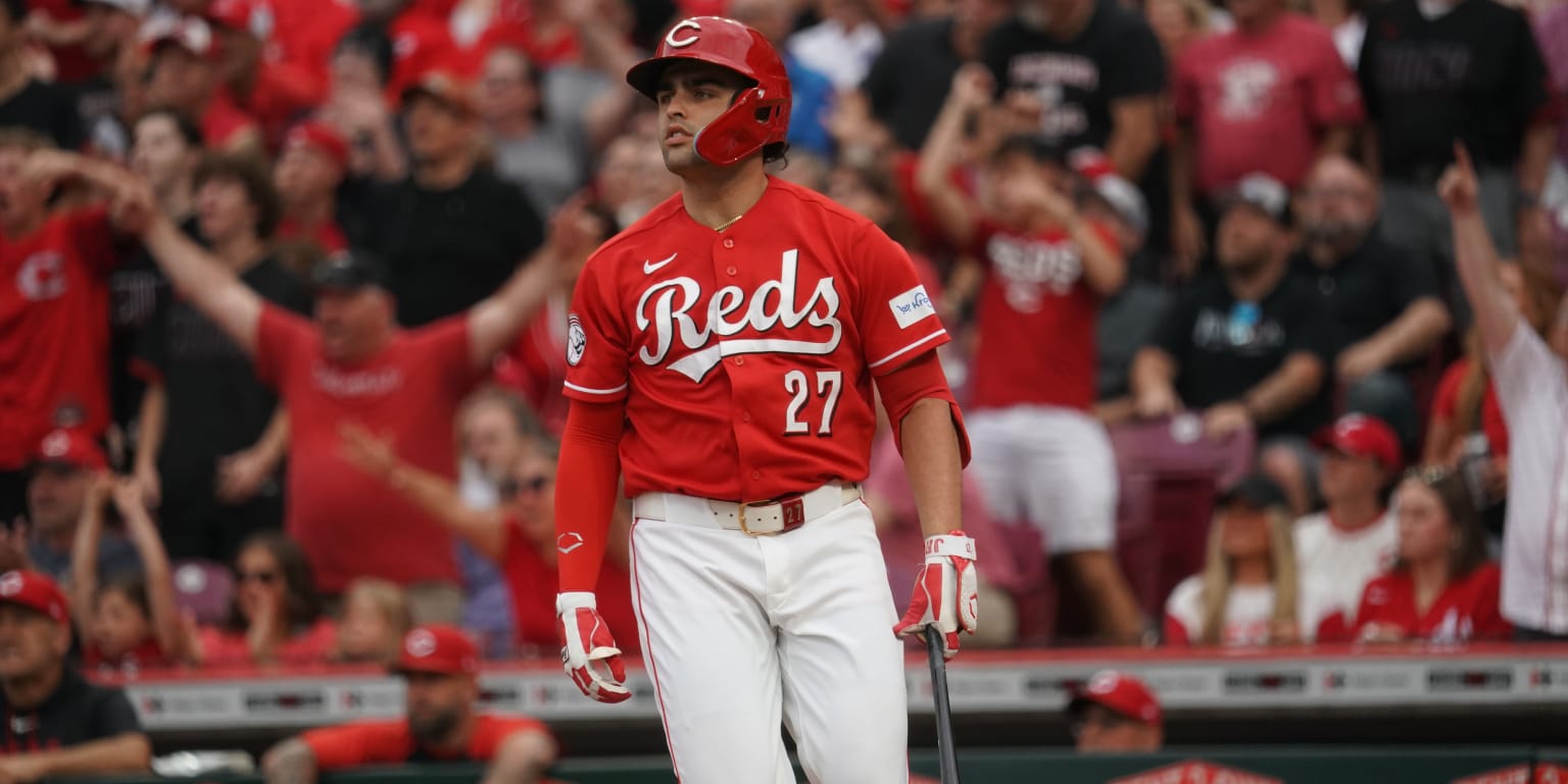Stewart snaps slump with 3-run HR, RBI single as Reds ambush Senga