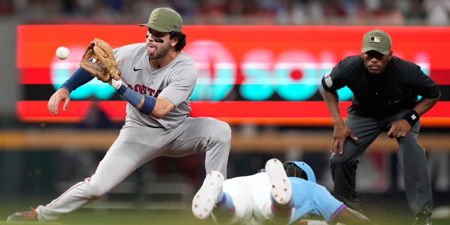 Will Red Sox slide Mayer back to shortstop with Story on IL?