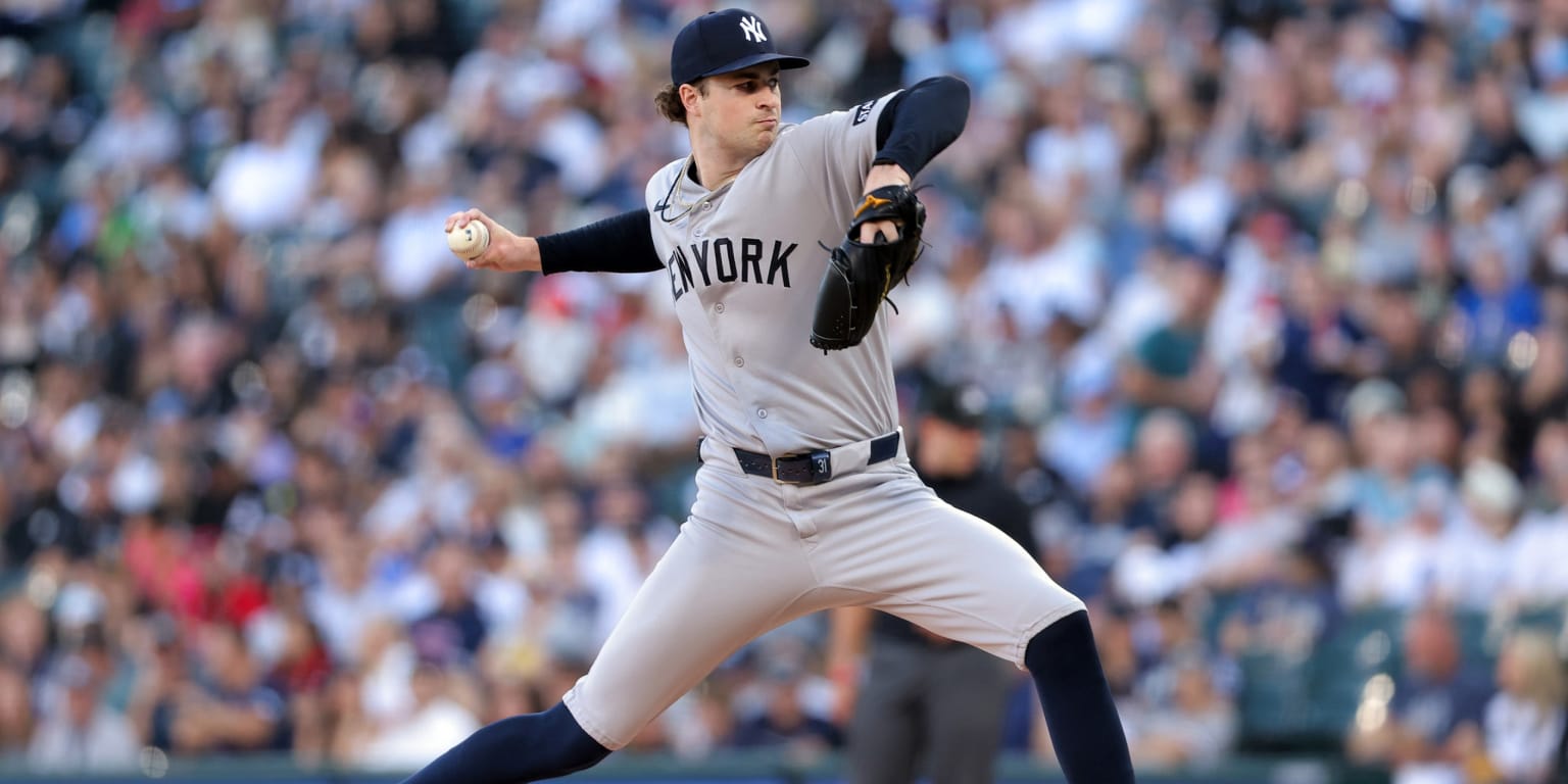 Schlittler keeps padding Cy Young résumé after 2-hit gem in Chicago