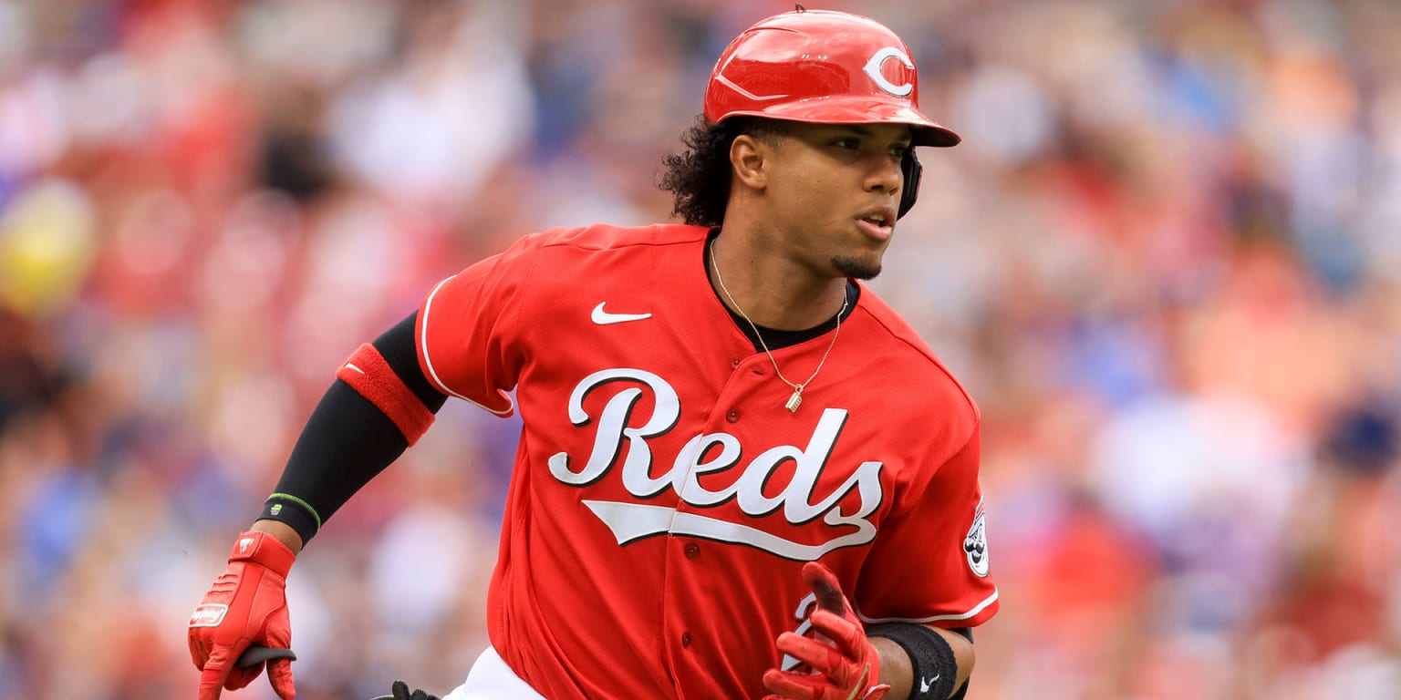 Reds: Kyle Farmer should not start at shortstop when Jose Barrero