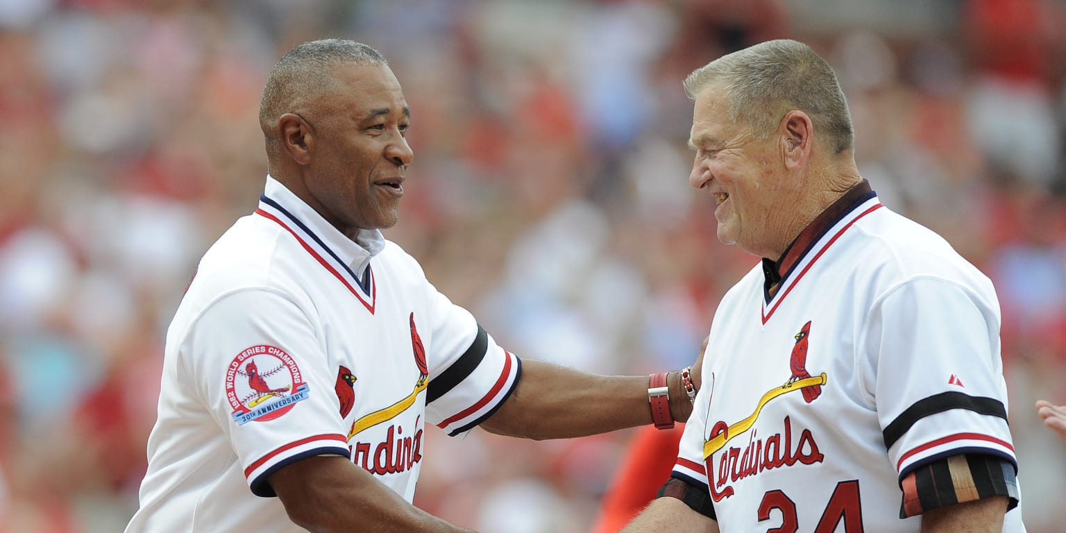 Cardinals icons pay tribute to Herzog