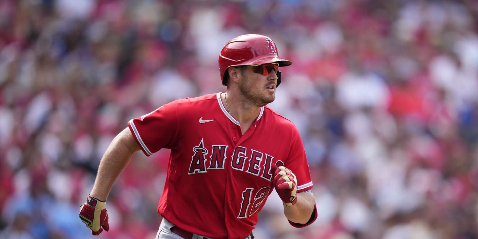 Colorado Rockies: Should they claim Hunter Renfroe off waivers
