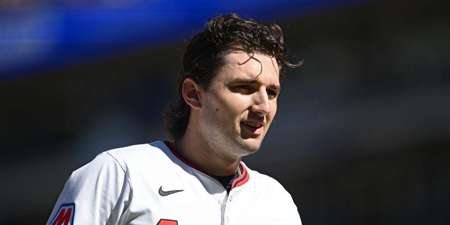 DeLauter (lower body soreness) scratched for precautionary reasons