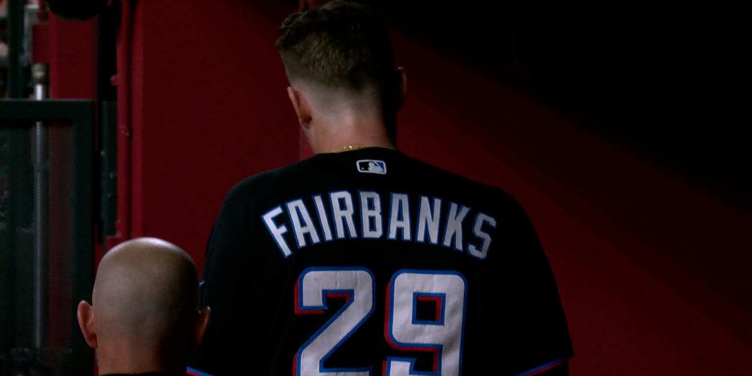 Fairbanks (nerve irritation) exits save situation in second game back from IL
