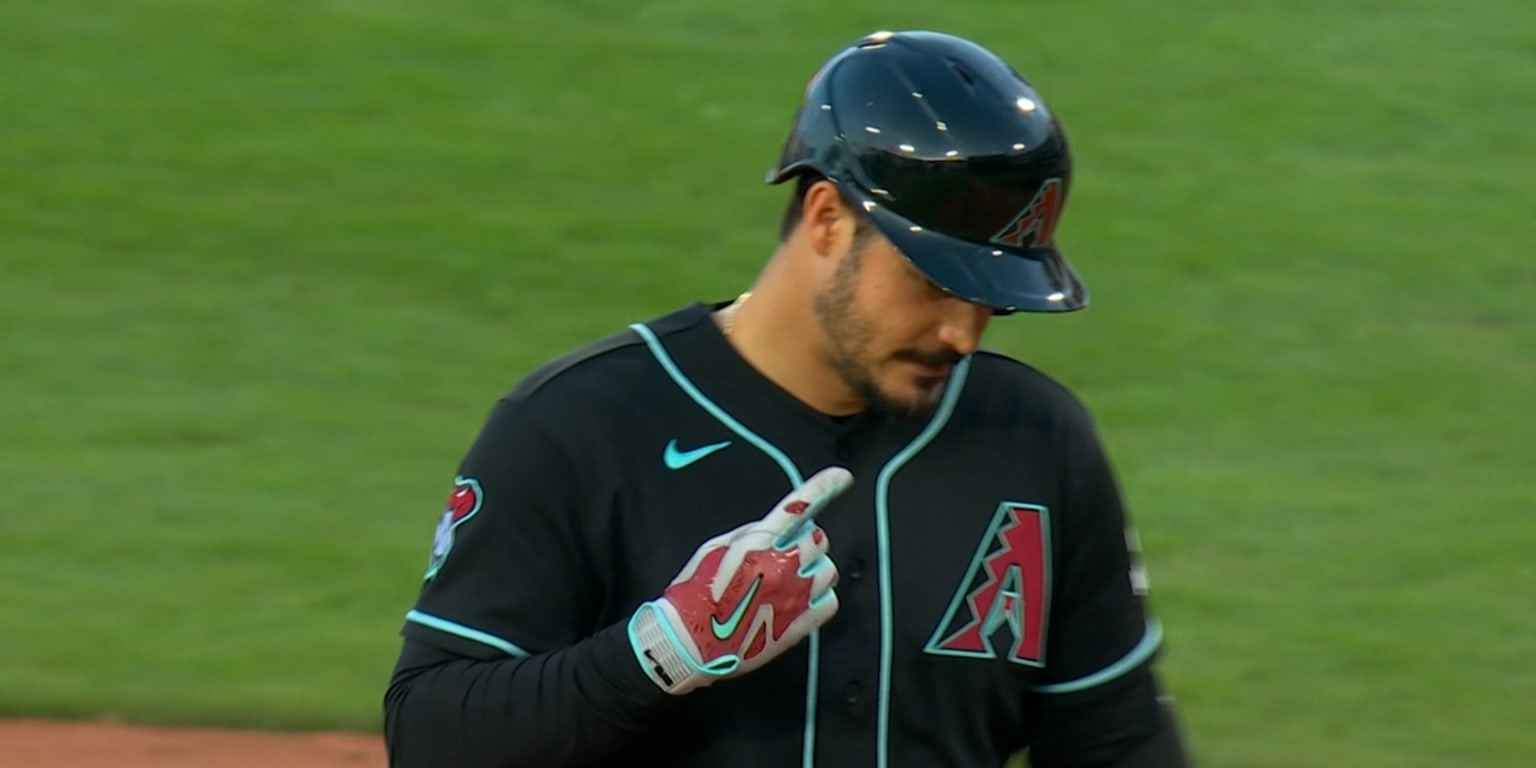 Arenado's clutch knock sends D-backs to extras win in Fenway finale