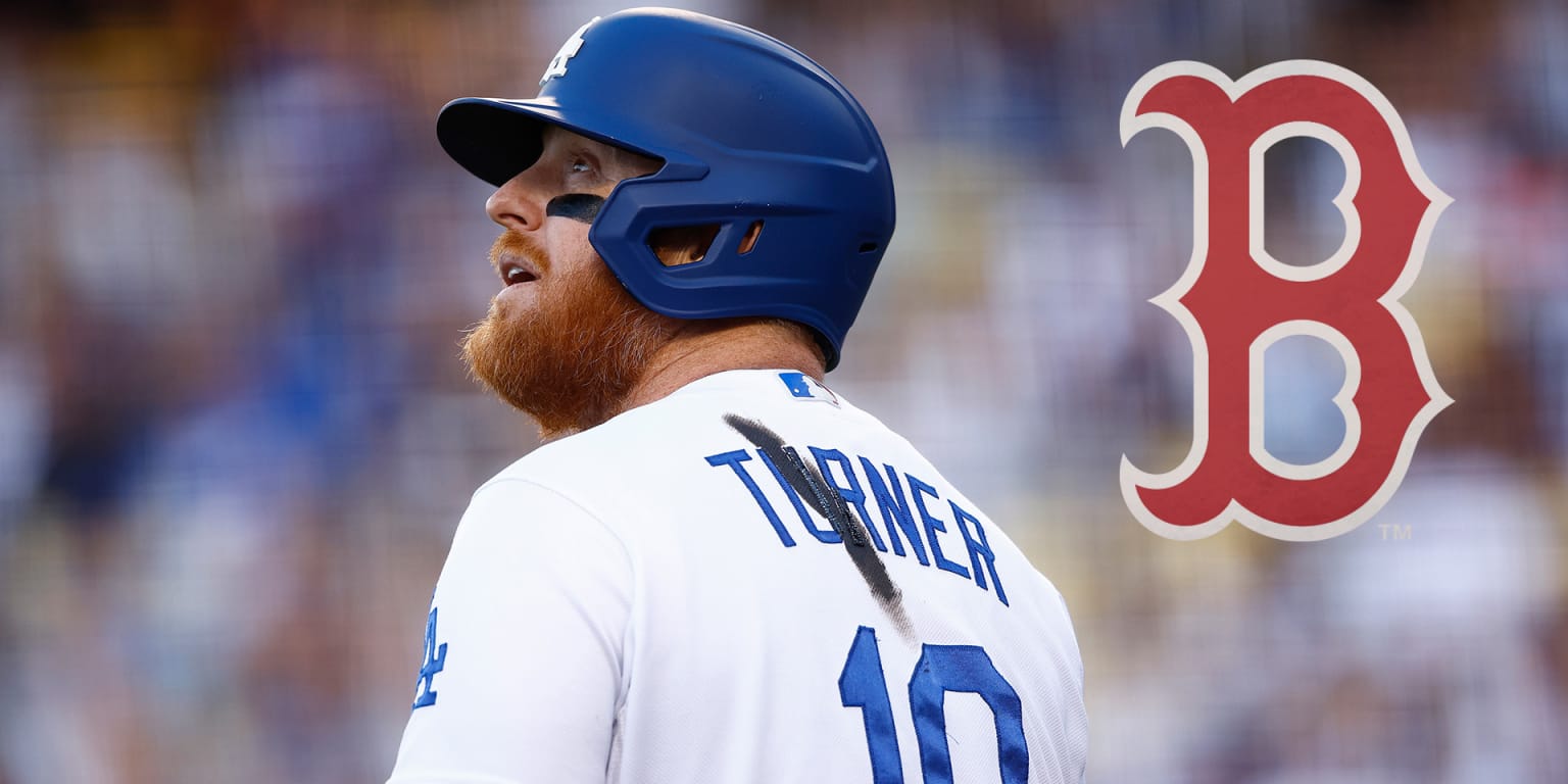 Justin Turner signed with the Red Sox for two seasons