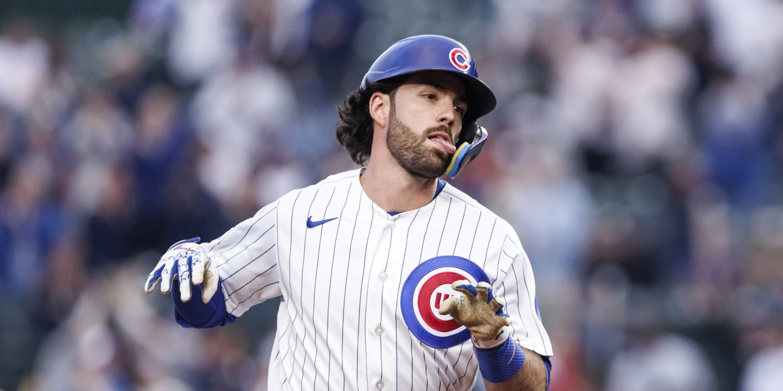 Swanson sticks with it, gets 'blue whale' off his back with HR