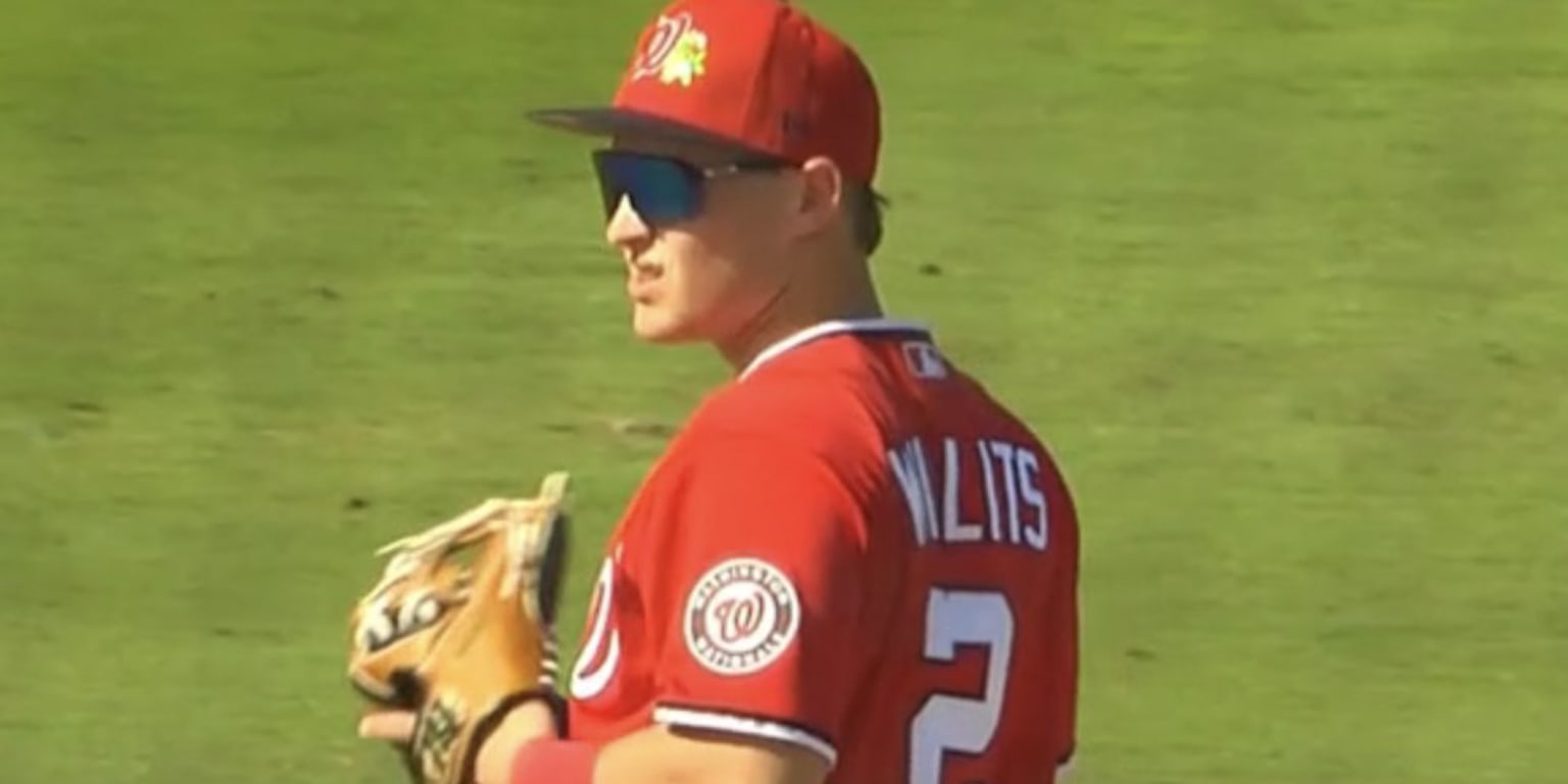 Top pick Willits' maturity shines in Major League Spring Training debut