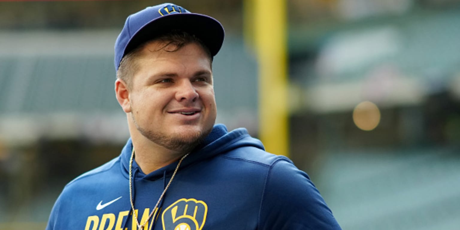 Familiar face Vogelbach joins Brewers amid coaching staff shuffle