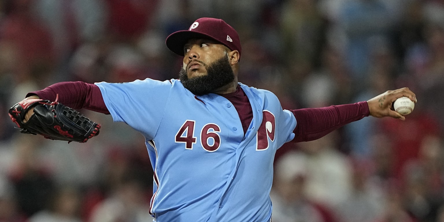 Phillies sign José Alvarado to 3-year extension
