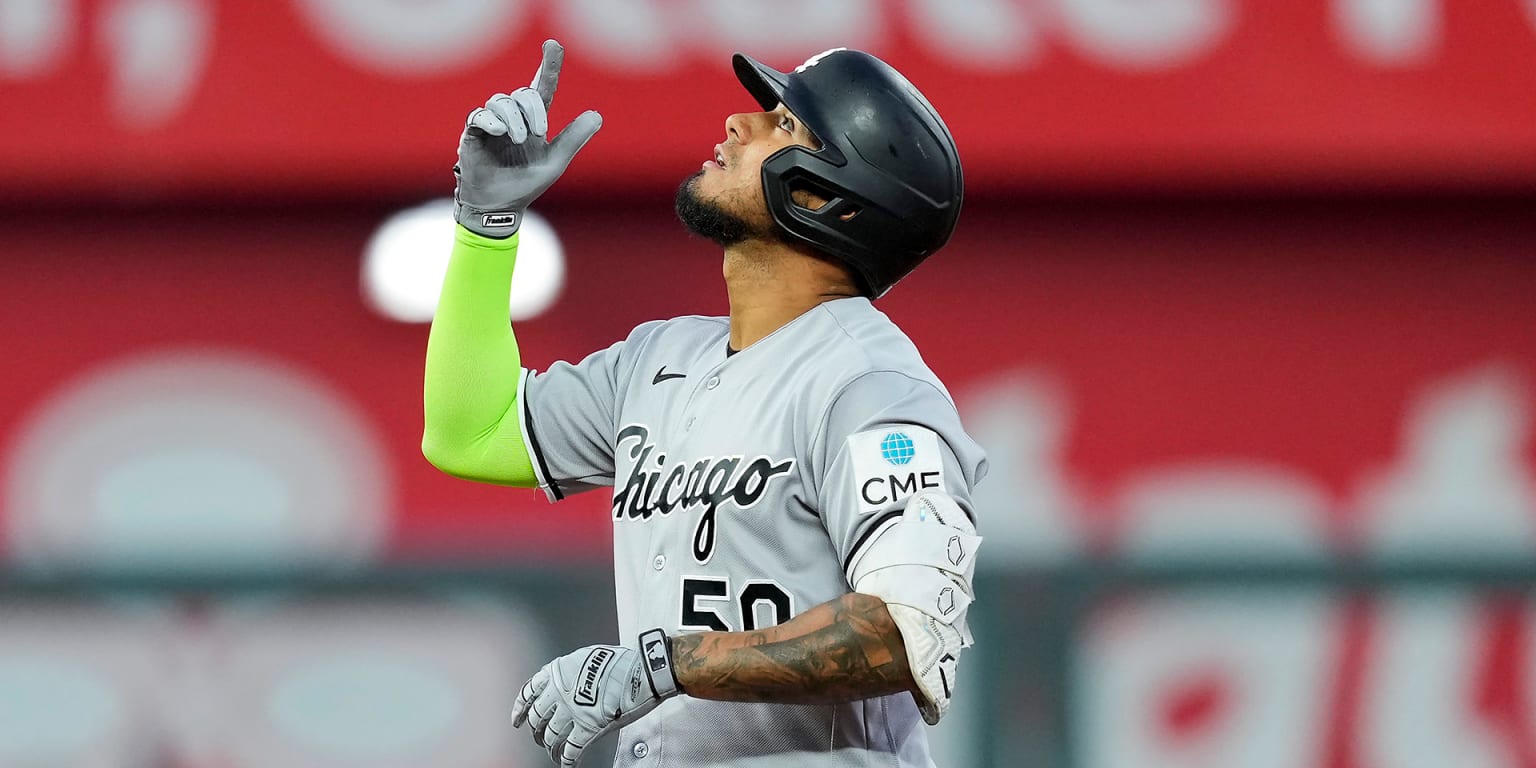 Blue Jays add INF Lenyn Sosa in trade with White Sox