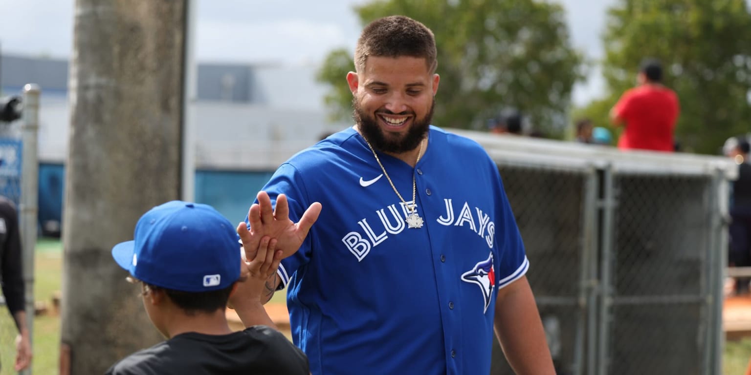 Blue Jays' Alek Manoah puts on show while mic'd up at MLB All-Star