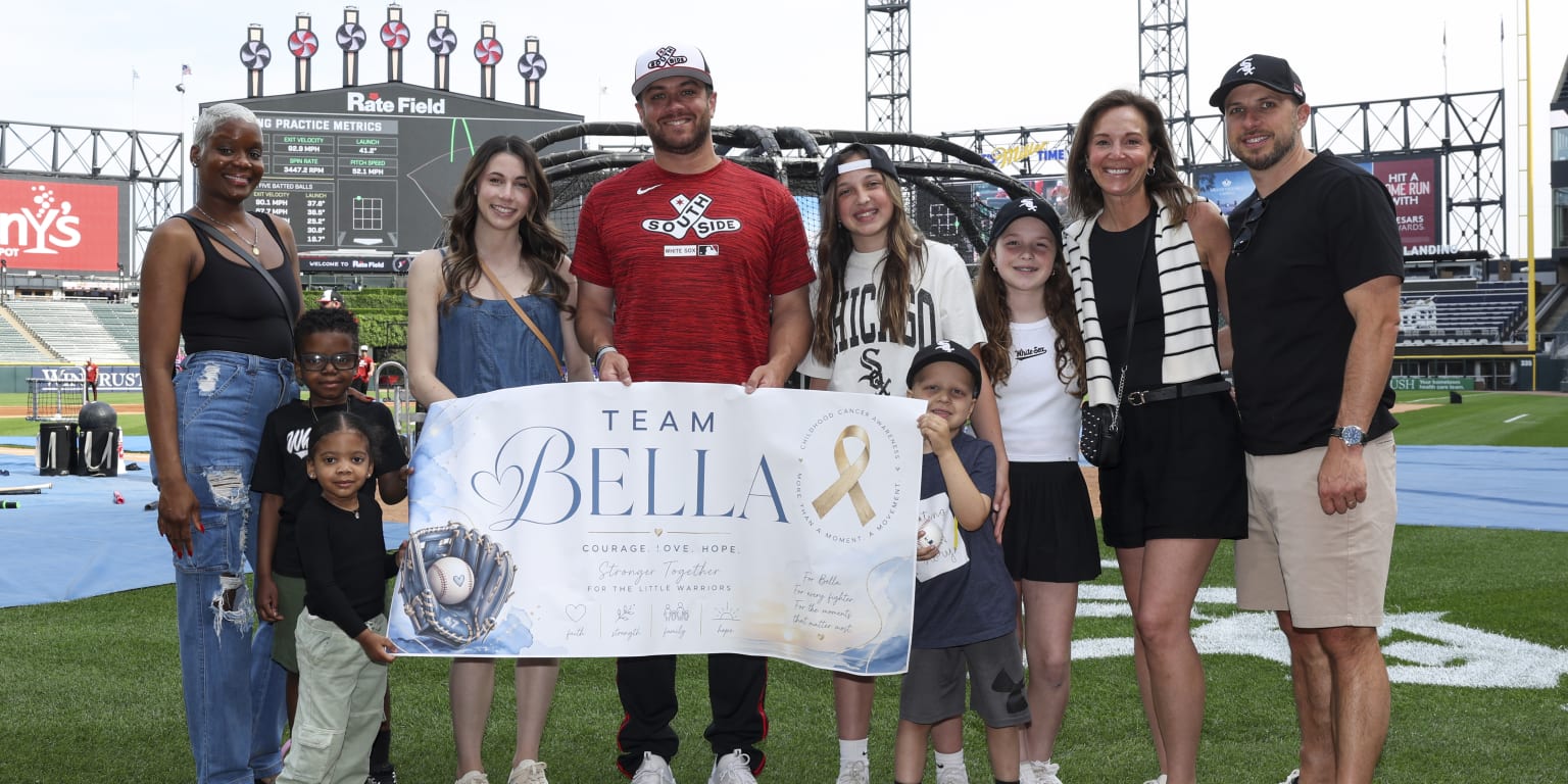Kay family spreads joy to cancer patients with special gift of baseball