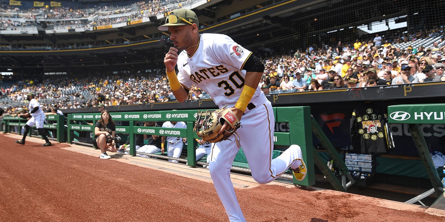 Pirates SS Oneil Cruz undergoes successful surgery; out for year? - Bucs  Dugout
