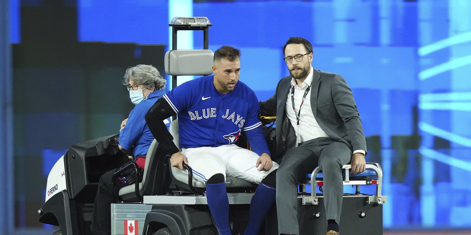 Blue Jays' George Springer carted off after colliding with Bo Bichette