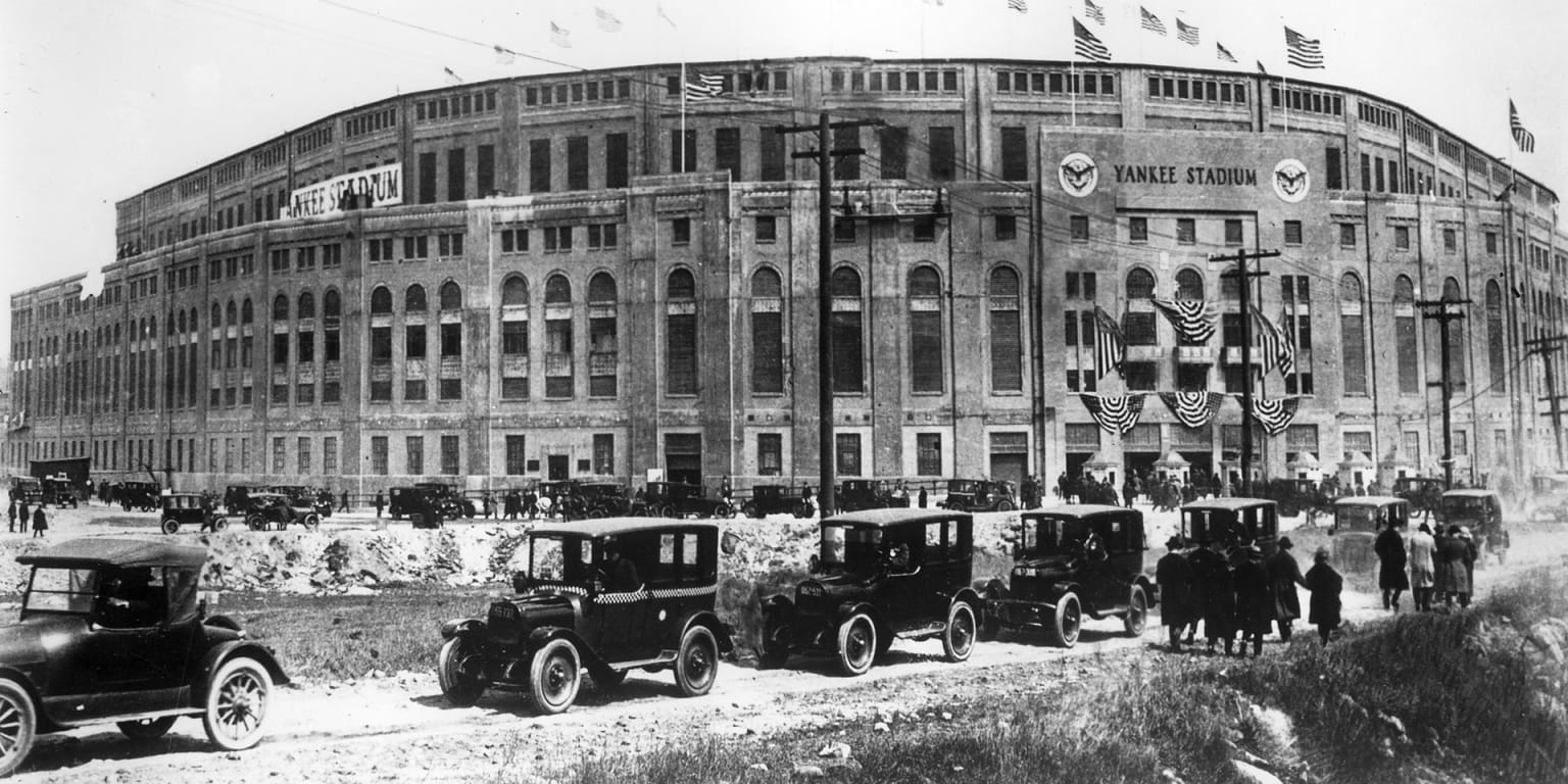 CLASSIC AERIAL VIEW OF THE OLD YANKEE STADIUM THE HOUSE THAT RUTH