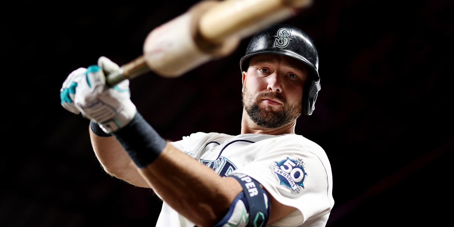 Raleigh back in Mariners' lineup at DH after missing 3 games