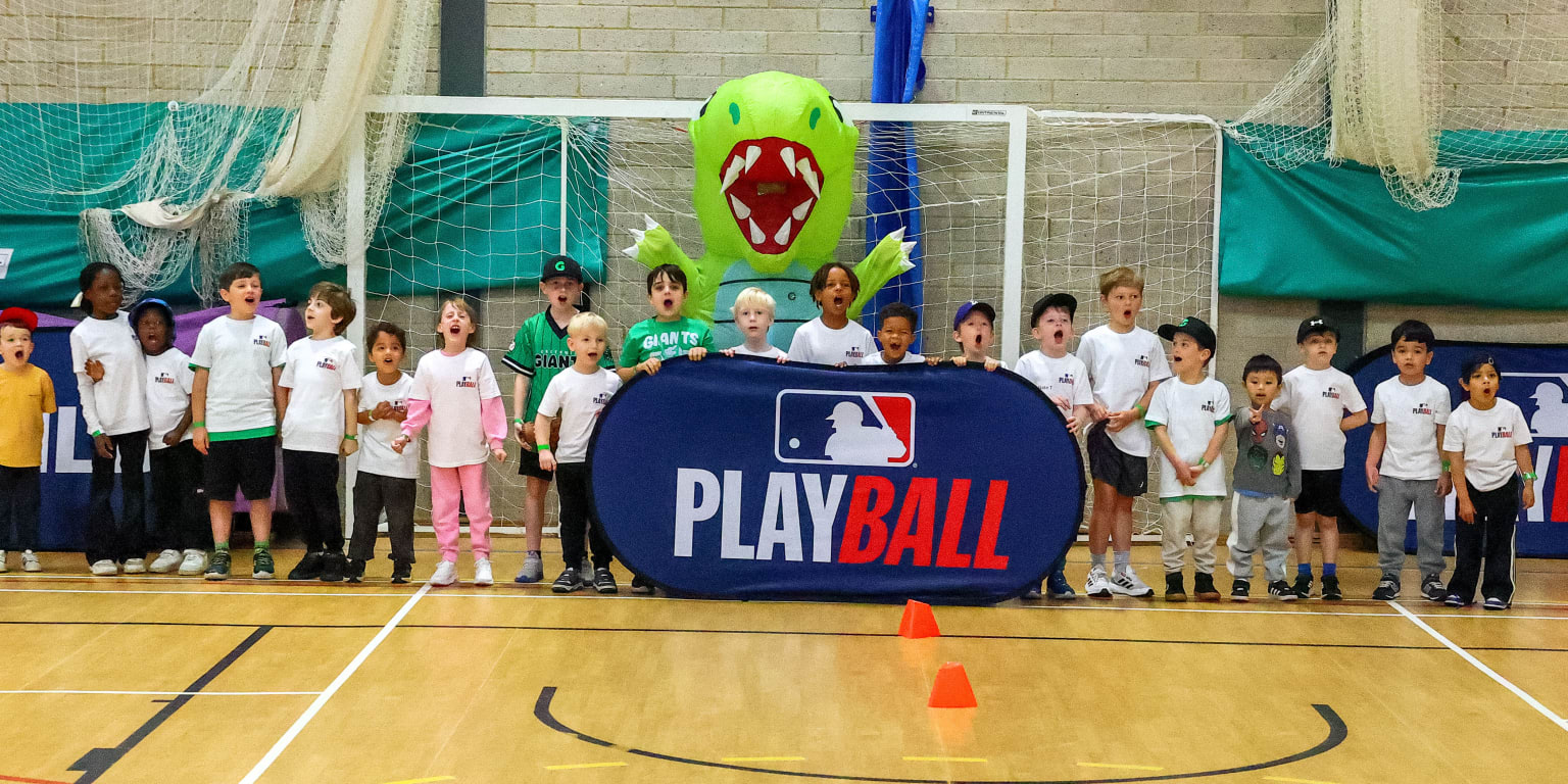 Roar! Kids learn baseball from dinos at MLB Play Ball event in England