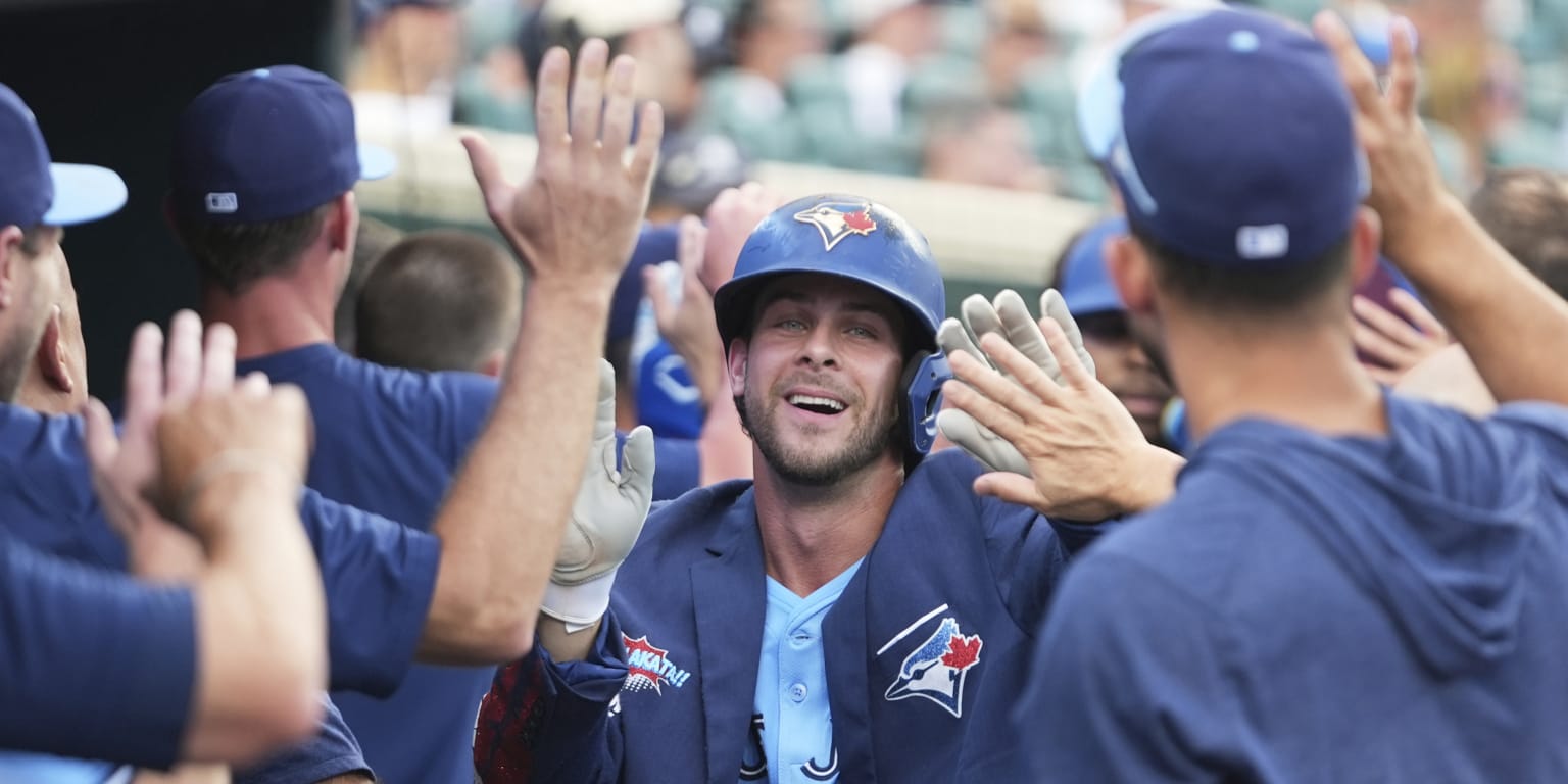 Ernie Clement, Eric Lauer power Blue Jays in series opener vs. Tigers