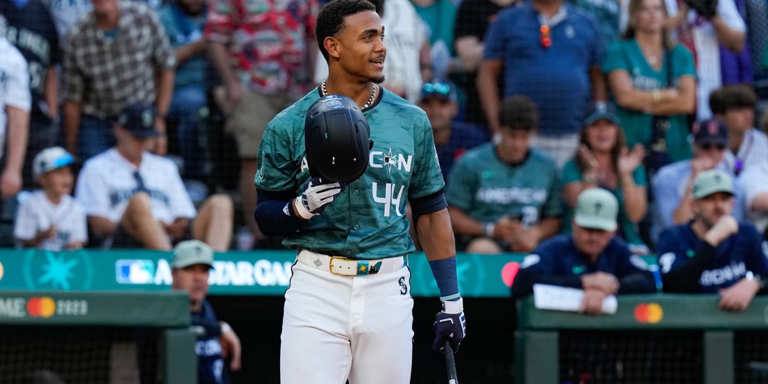 Mariners' Julio Rodriguez, youngest MLB All-Star, inspires awe