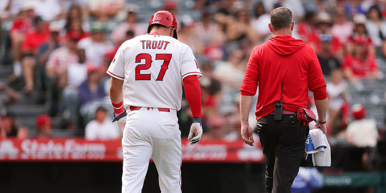 Trout back in lineup after missing one game with hand contusion