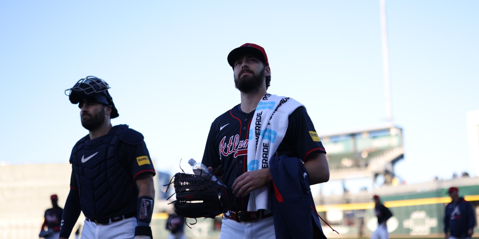 José Suárez adquirido por Bravos desde Angelinos por Ian Anderson