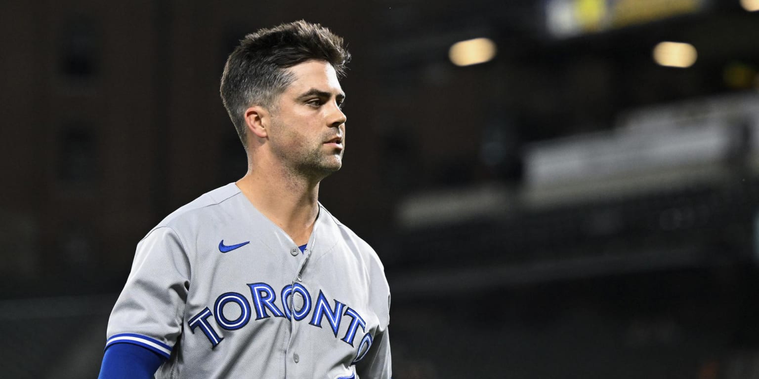 Whit Merrifield adjusting to new role with Blue Jays