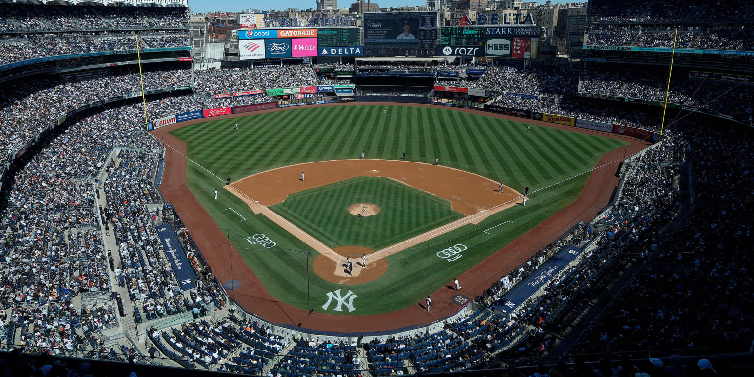 Start time changed for Marlins-Yankees game on April 8
