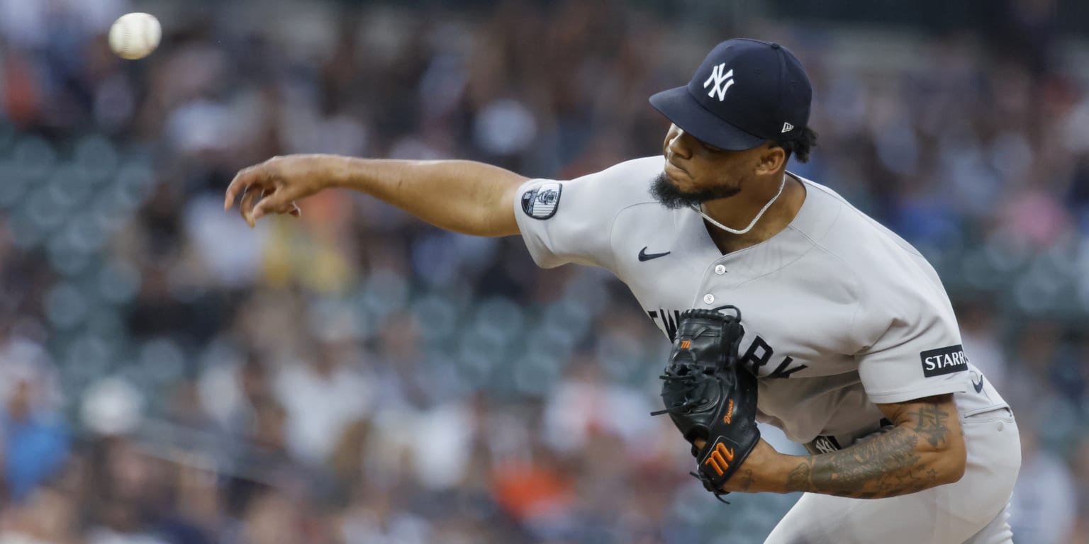 Pirates acquire RHP Doval from Yankees for two prospects (source)