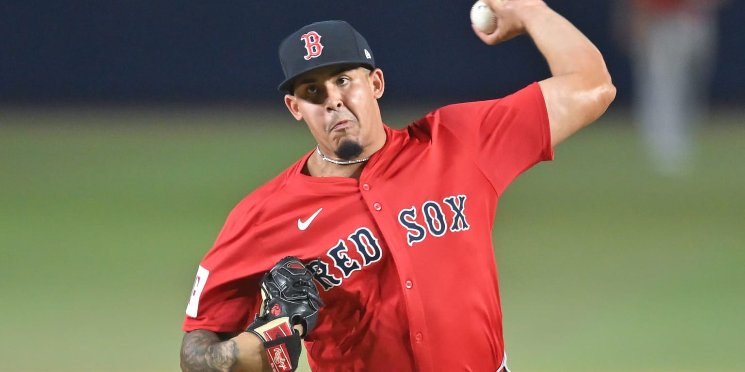 Red Sox poised to call up LHP prospect Rivera for Wednesday's game (source)