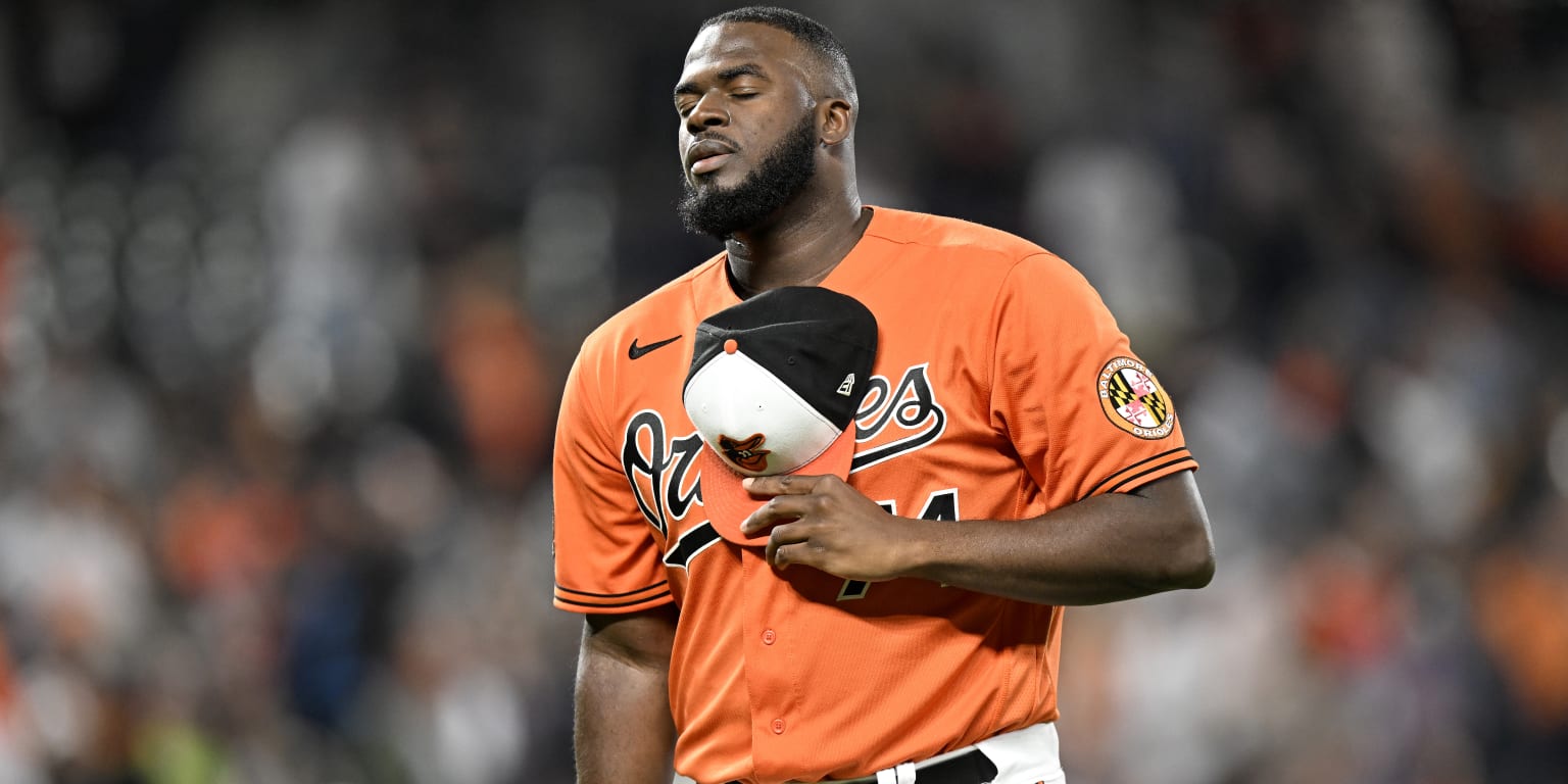 All-Star closer Félix Bautista placed on injured list by Orioles