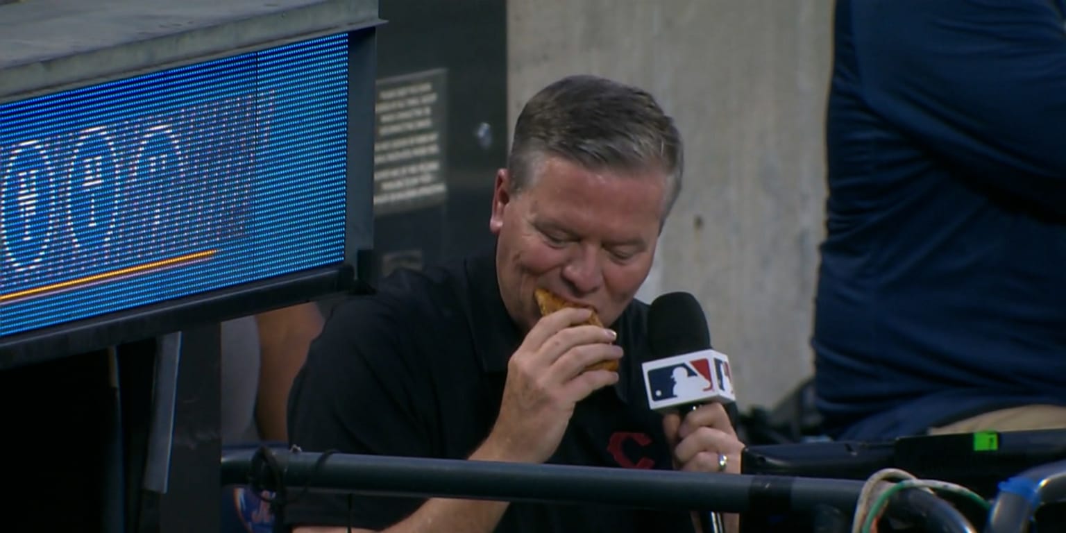 Reds broadcast in hysterics after tasting egg roll inspired by a Cincinnati staple