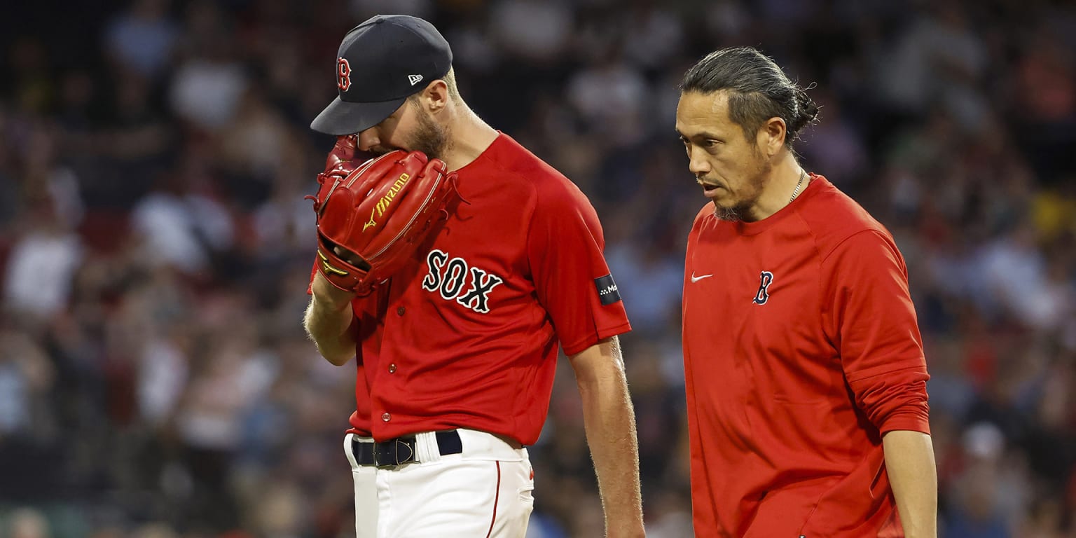Red Sox put Chris Sale back on DL after feeling discomfort - The Boston  Globe