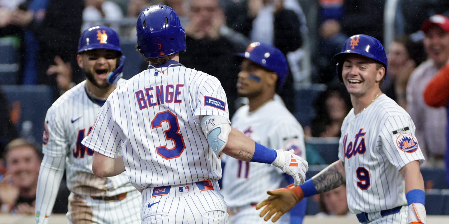 Benge taps ball to the mound ... and turns it into Little League HR?! 