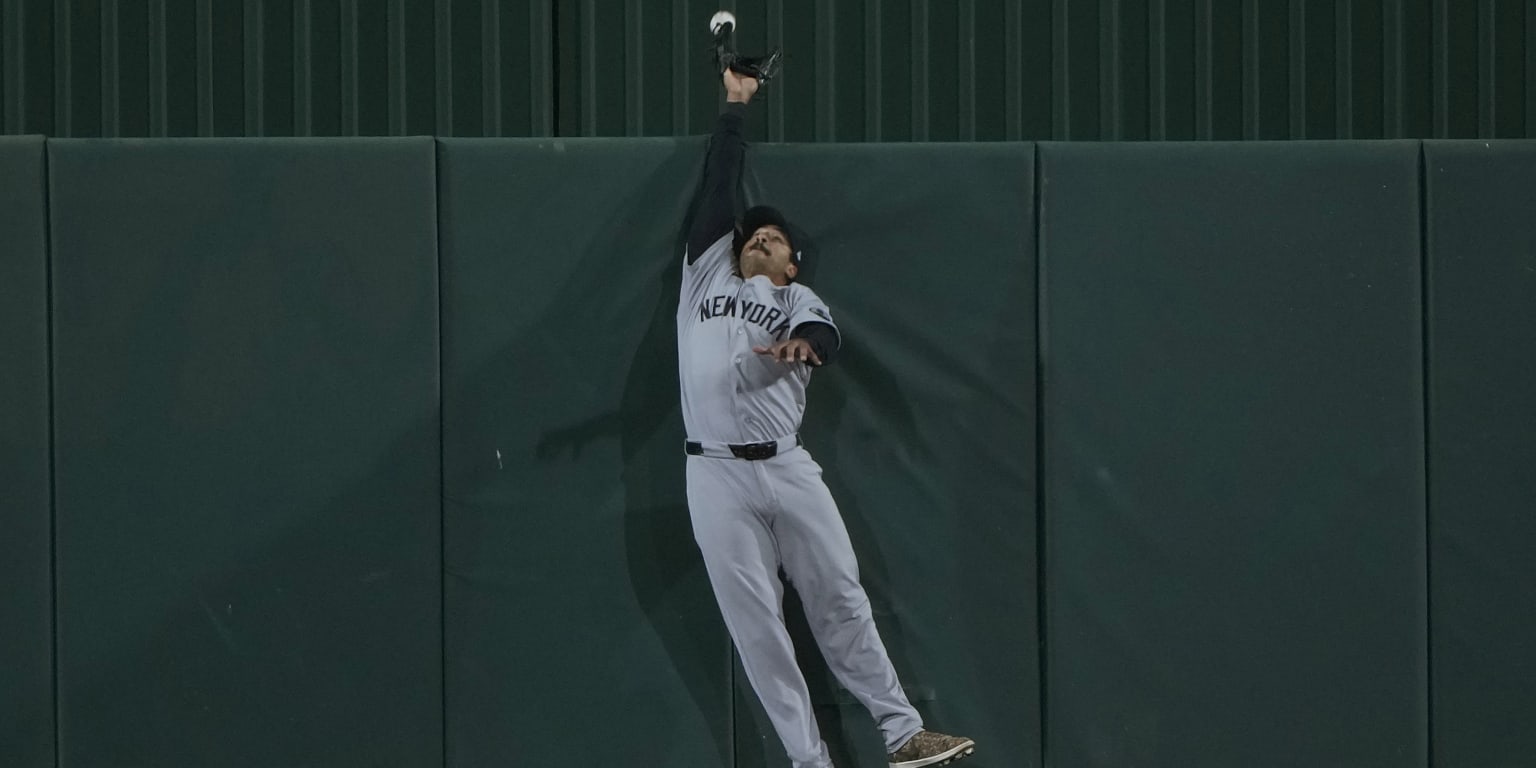 Yanks' ninth-inning rally falls just short as win streak ends at 5