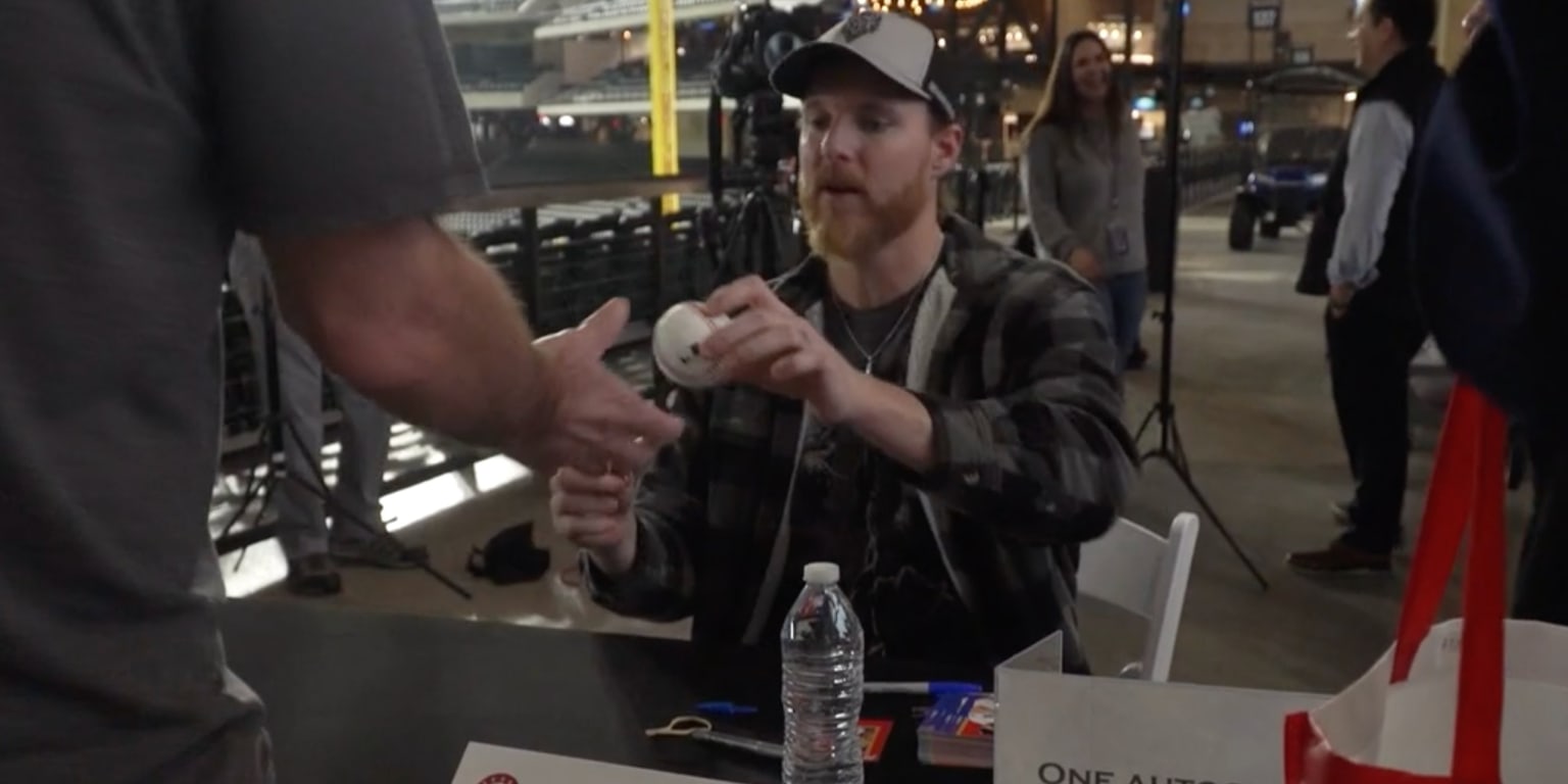 Rangers’ Toy Drive highlights community bond between players, fans