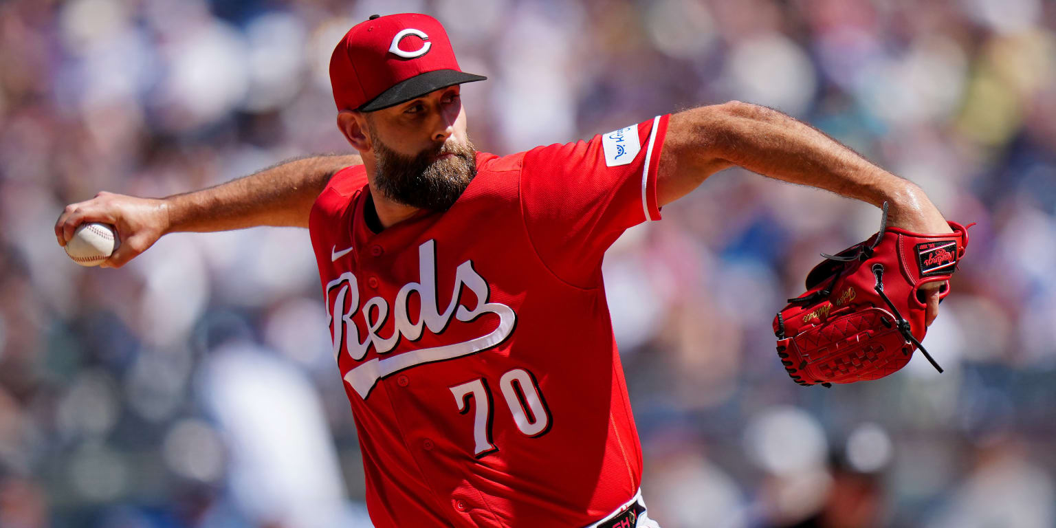 Three Tommy John surgeries later, Antone publishes book on procedure