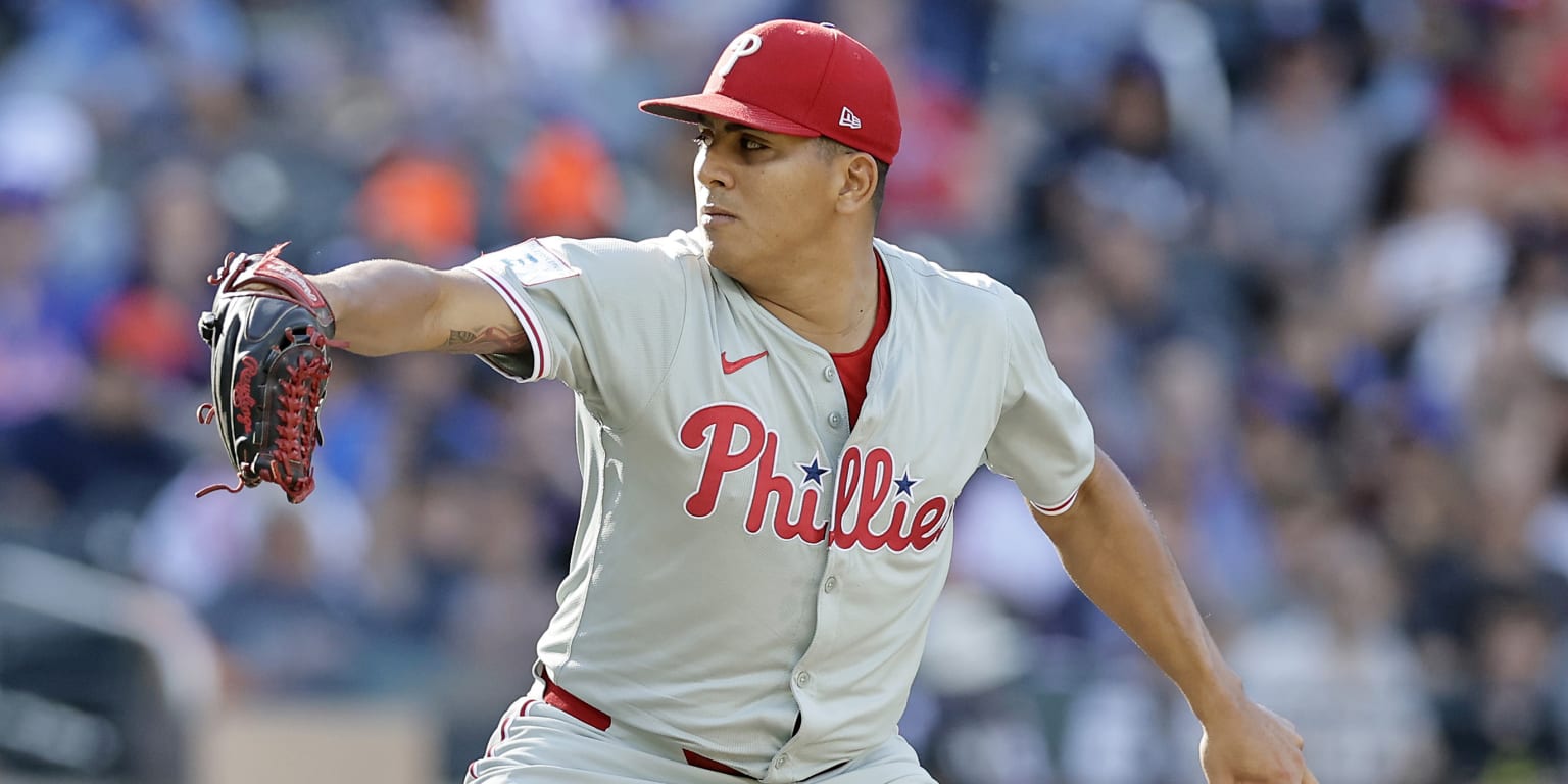 Phils have ‘all the confidence in the world’ in October bulldog Suárez