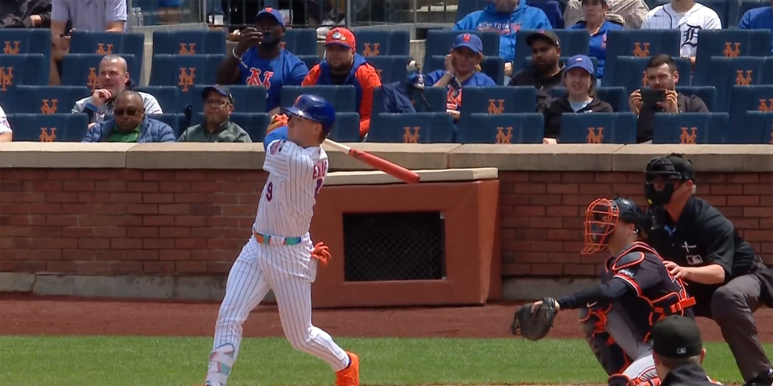 Mets phenom Ewing scoffs at power grade, goes 405 feet for 1st HR