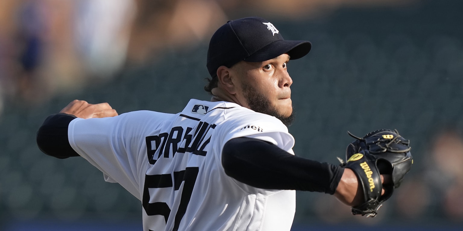 A.J. Hinch, Detroit Tigers players react to Michael Lorenzen no