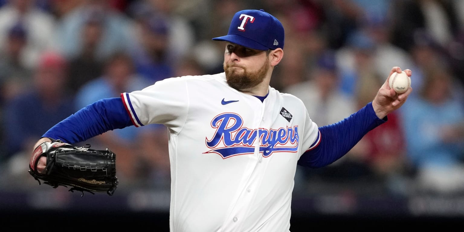 Montgomery happy to be home with Rangers: 'I love it here'