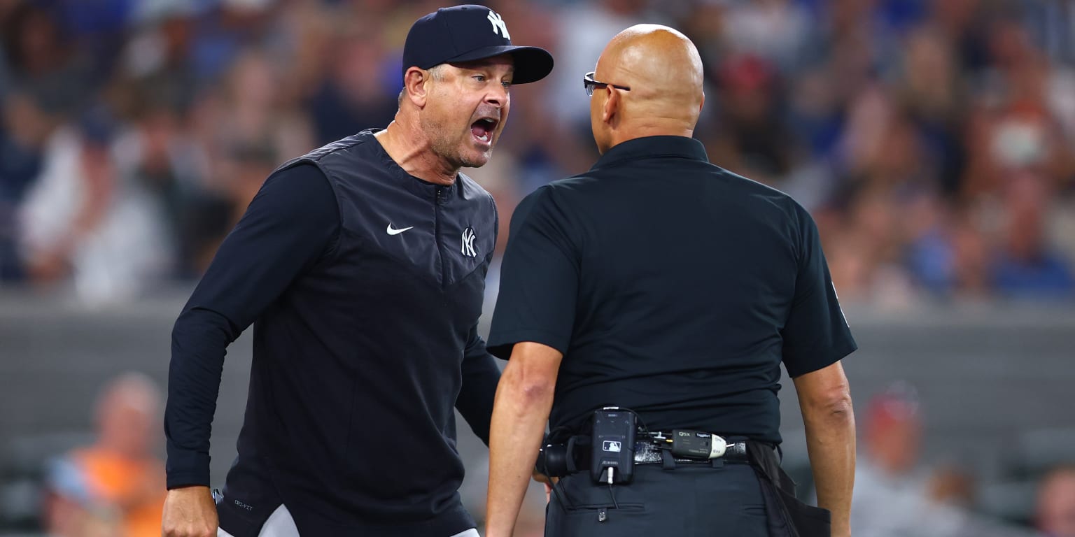 Boone ejected by home-plate ump after arguing strike call on García