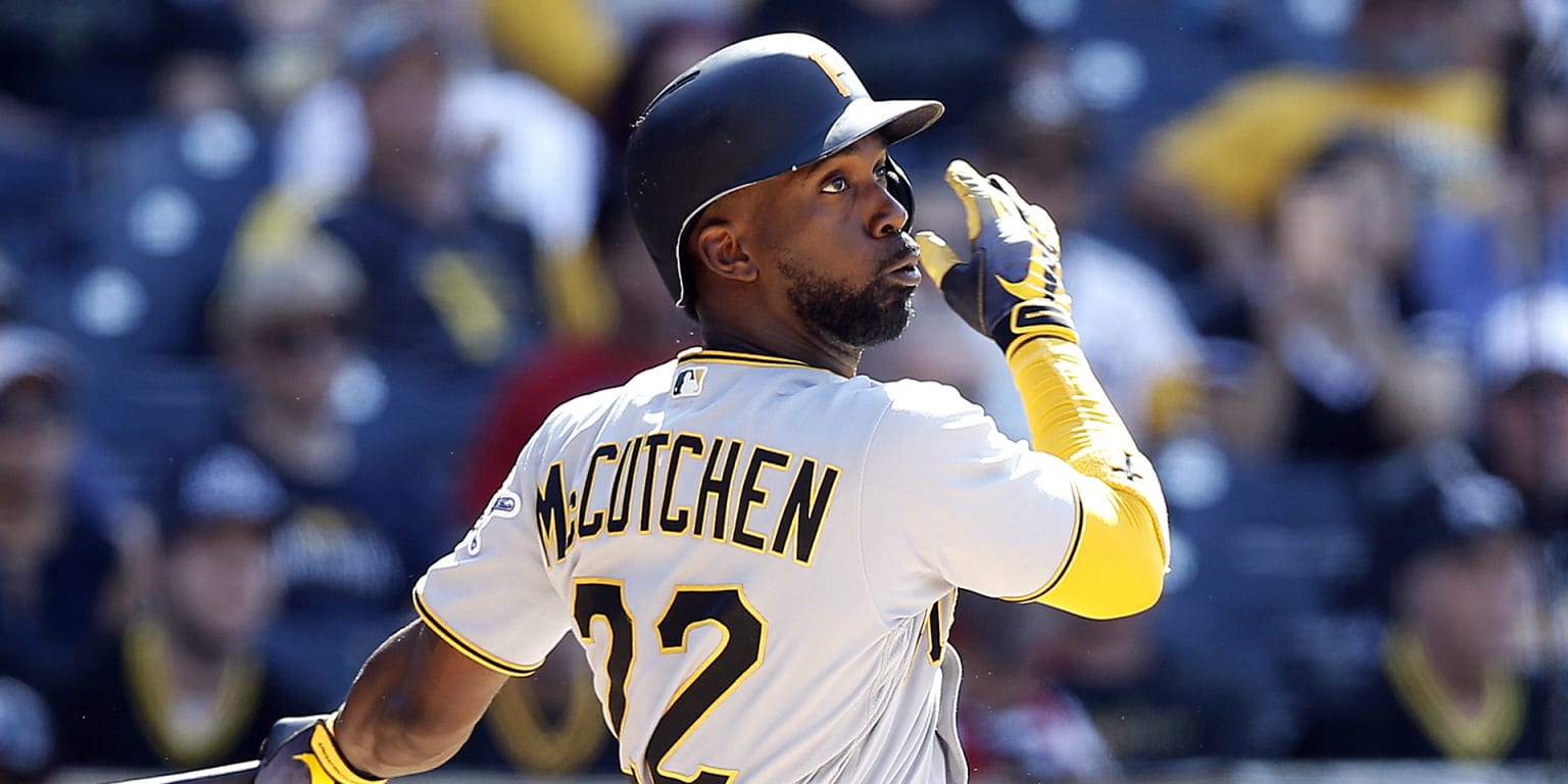 Andrew McCutchen, Pirates outfielder, cuts off signature