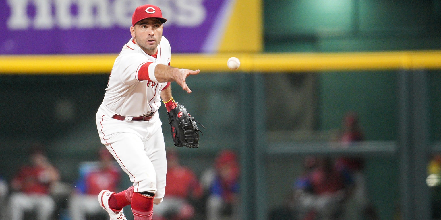 Joey Votto Will Have Season-Ending Surgery - Bleacher Nation