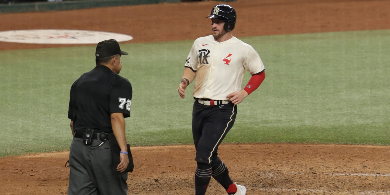 Rangers snap skid after Seventh-inning wild pitch