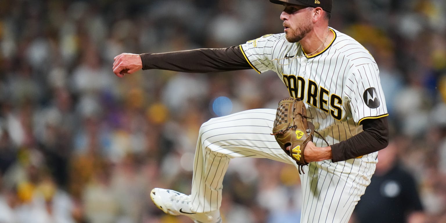 12 pitchers? Three catchers? Padres have big decisions for NLDS roster - MLB.com image