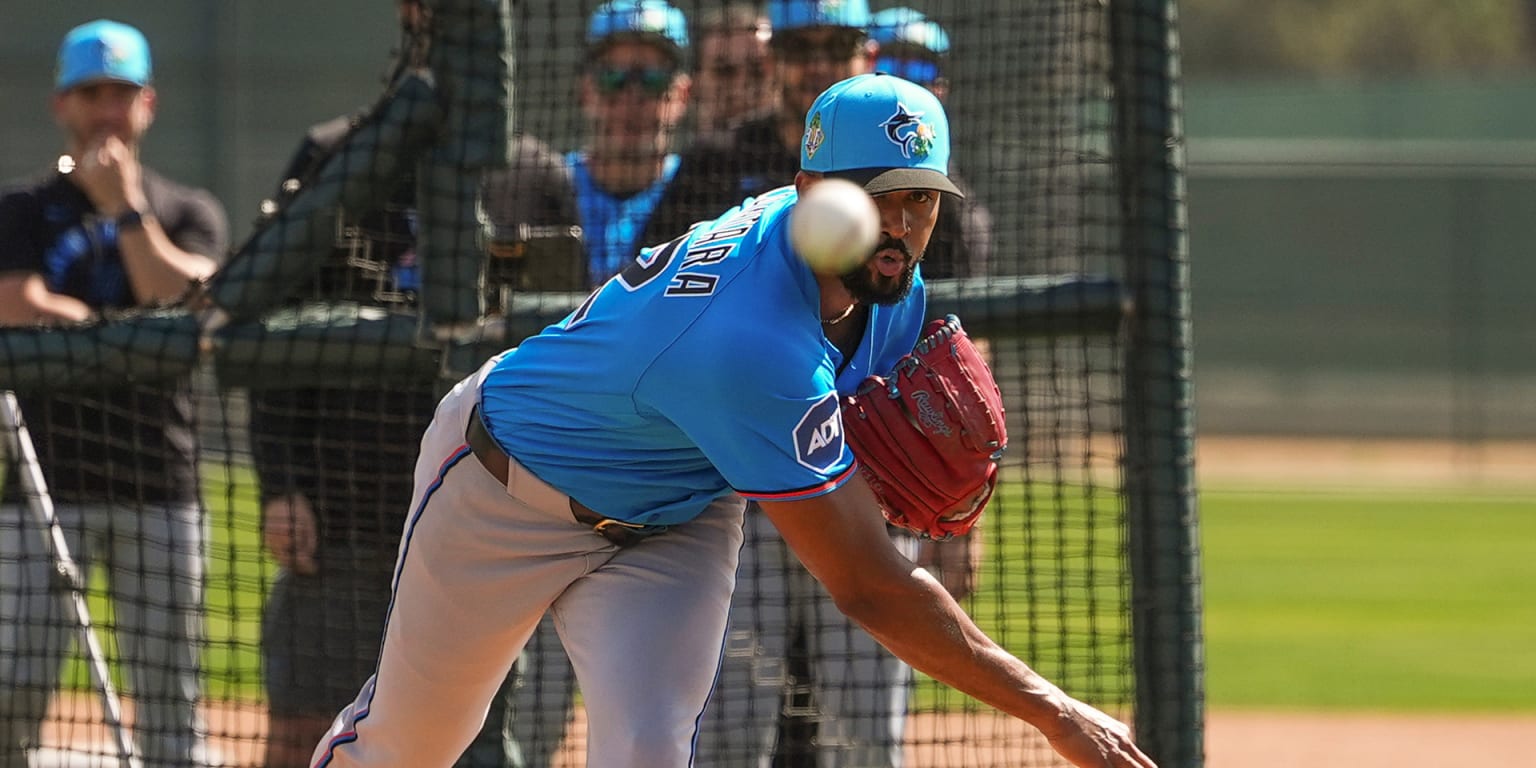 Alcantara surprises teammates with a new pitch -- his sixth (!)